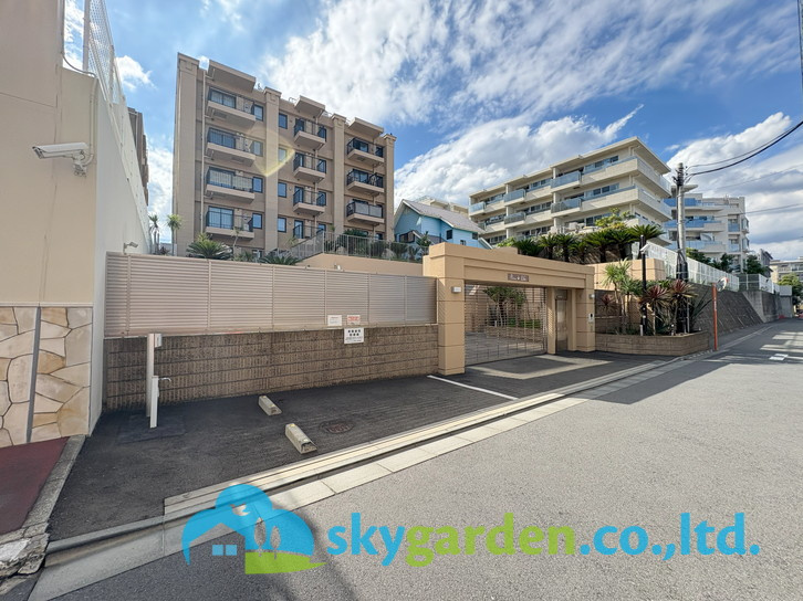 ヴィルヌーブ片瀬江ノ島マリンテラスの外観