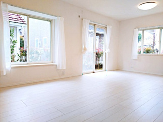 【居間・リビング】 | 美しが丘西2丁目