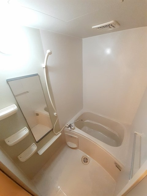 エスポワールの浴室|バス