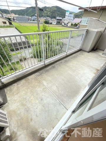 【バルコニー】 | 落ち着いた時間を過ごせるバルコニーです