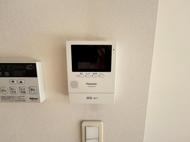 【セキュリティ】 | レジェンドⅡ | モニターで確認できますので安心です！＊別部屋の写真です