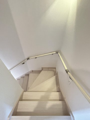 【その他】 | レジェンドⅡ | 手すりがついていますので、お子様でも安心ですね。