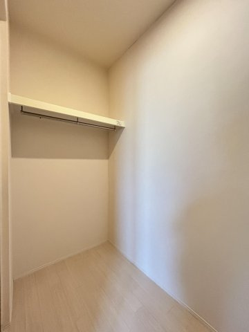 【収納】 | レジェンドⅡ | 衣類や季節物もスッキリ収納できます。