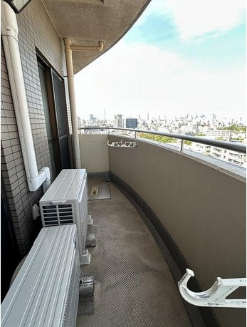 【バルコニー】