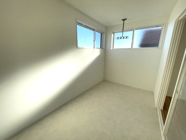 西区井口１丁目　№36137のその他|サンルーム　4.6帖
雨の日や花粉対策も
ばっちりです◎