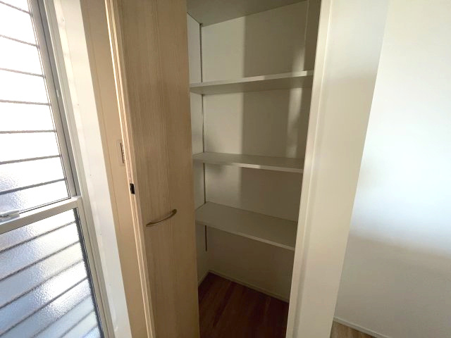 西区井口１丁目　№36137の収納|パントリー