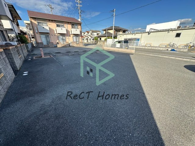 ル・シエルの駐車場