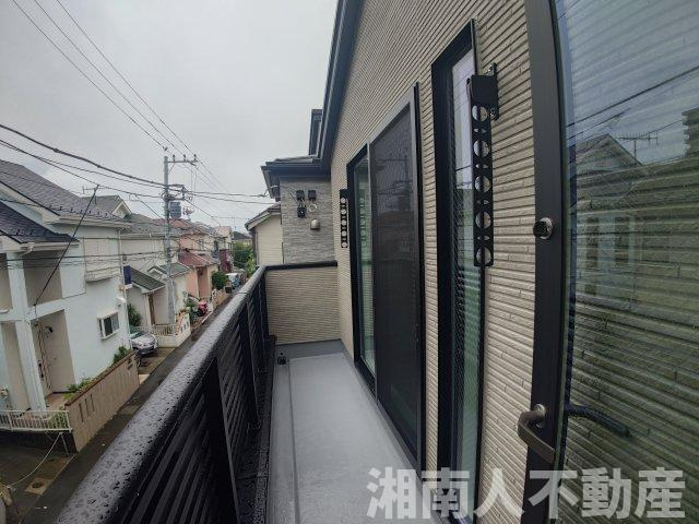 茅ヶ崎市矢畑　新築戸建全2棟　2号棟のバルコニー|広々としたバルコニーです