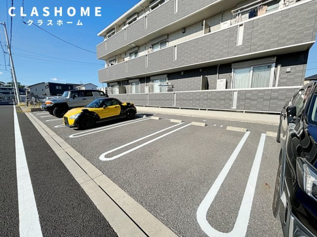 レセンテ花ノ樹　　　刈谷市近郊の賃貸はクラスホームの駐車場