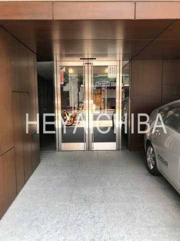 リアルテ亀戸のエントランス