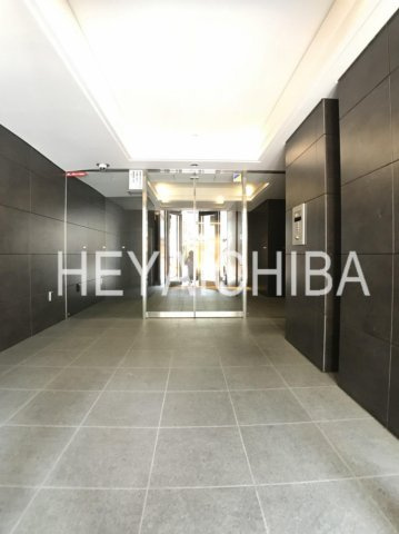 リアルテ亀戸のエントランス