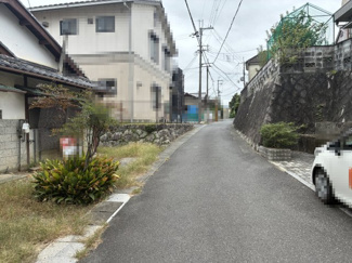 【前面道路含む現地写真】