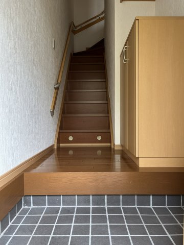 ローズガーデンの玄関