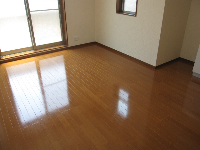 アムールSEIWAの居間・リビング