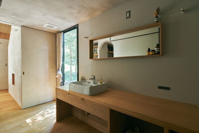 中軽井沢南エリア 令和2年竣工の中古戸建の洗面所