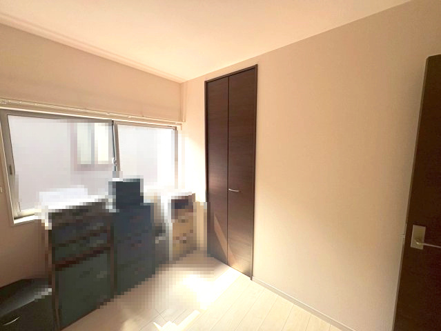 小野市中町　中古建ての洋室