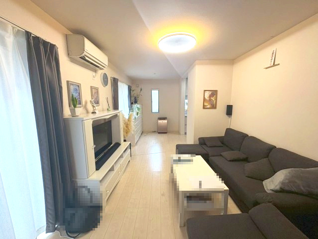 小野市中町　中古建ての居間・リビング