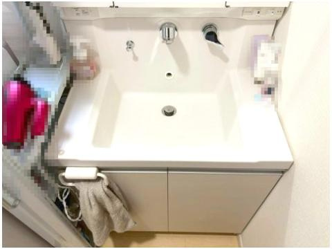 小野市中町　中古建ての独立洗面台