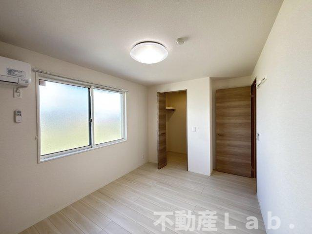 パーチェ御幸の洋室