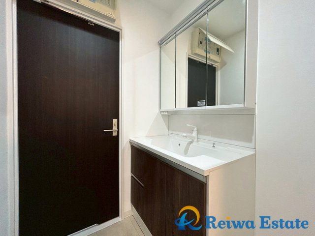 ライフコア茅ヶ崎の独立洗面台