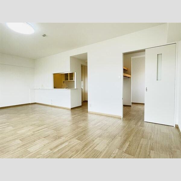 キャッスルコート神田町の居間・リビング