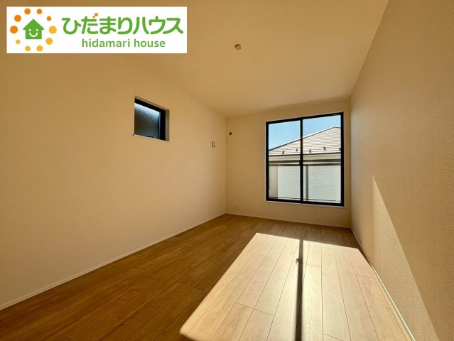 野田七光台24-1期　新築戸建　1号棟の寝室|バルコニーに面している洋室は、主寝室にどうぞ(^^)/					
