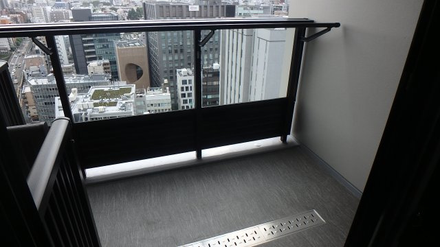 プラウドタワー渋谷のバルコニー