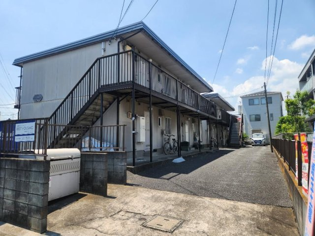 草加市青柳４丁目の一棟アパートの外観