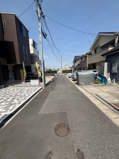【前面道路含む現地写真】 | 西区観音新町3丁目（舟入南駅）【築後未入居】全４区画　NO2 | 前面道路