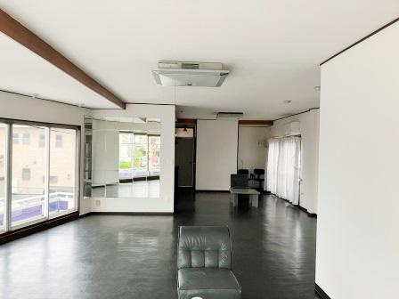 田口ビルの内装