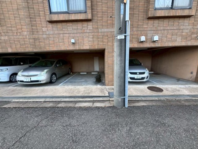 【駐車場】 | ケンジントンコート成田