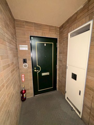 【玄関】 | ケンジントンコート成田