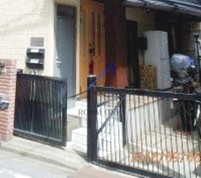 ラッヂ・スノセのエントランス|エントランスです。