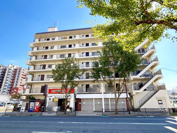 財形吹田ハイツの外観