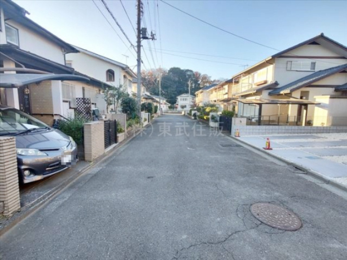 【前面道路含む現地写真】の画像