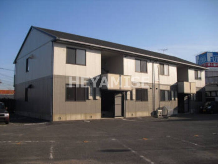 ヴィラージュ田中の外観