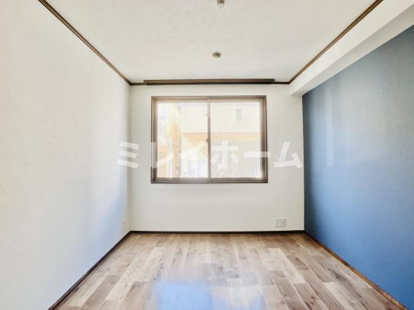 レジデンシア・フミの寝室|同建物内別のお部屋の参考写真になります。