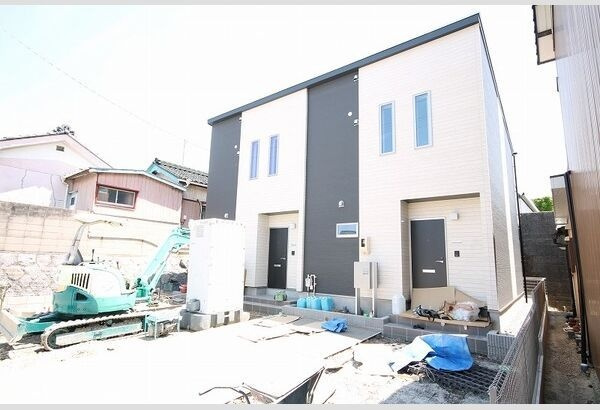 コンフォール一色の外観