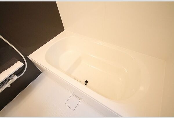 コンフォール一色の浴室