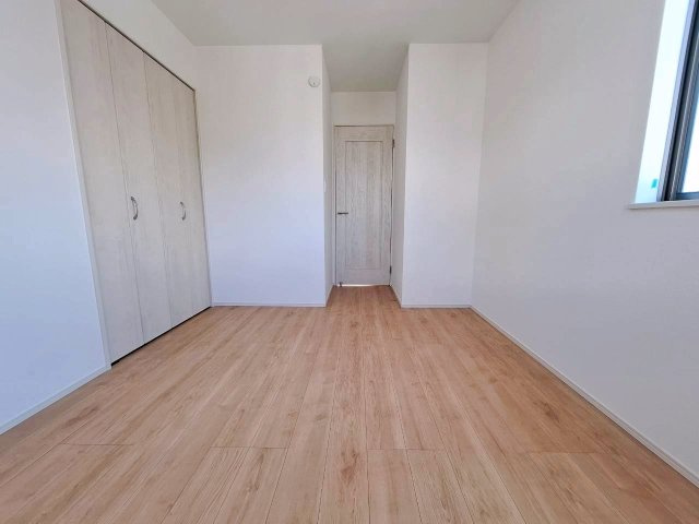 中頭郡読谷村字瀬名波の新築一戸建の洋室|5.7帖