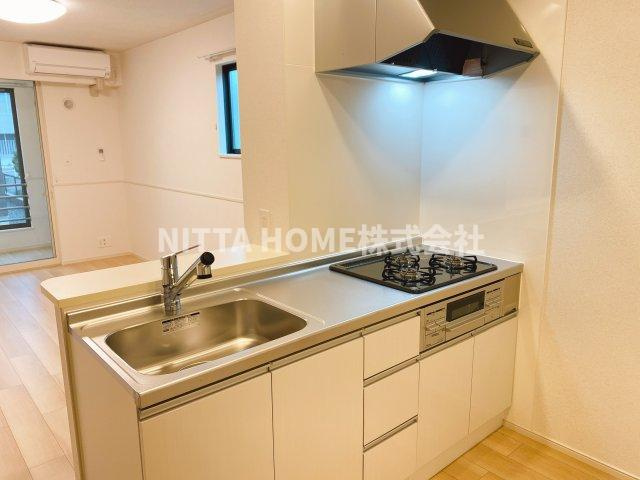 カーサミランダⅤのキッチン|使いやすいシステムキッチンです♪