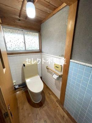 【トイレ】 | 坂本貸家 | 温水洗浄便座完備です☆