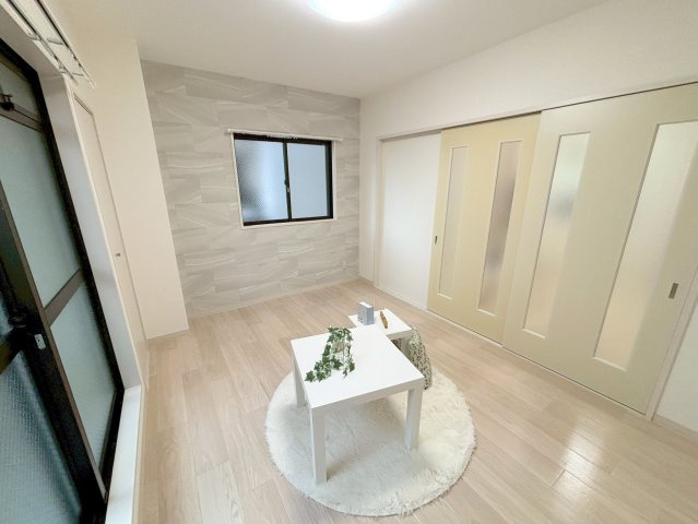 シュロス野口の洋室