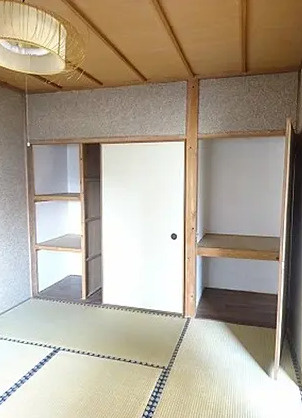 江崎貸家の収納