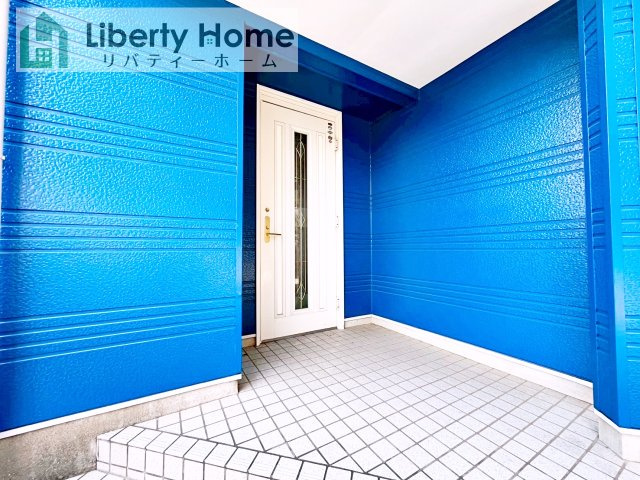 土浦市下高津4丁目　中古戸建のエントランス