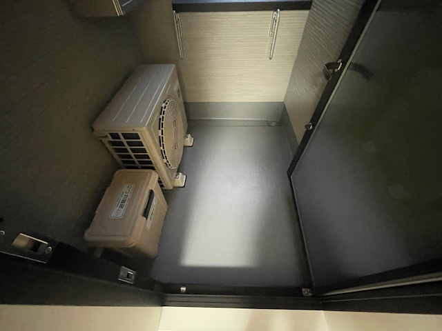 【バルコニー】