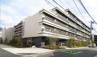 【外観】 | 鉄筋コンクリート造のがっちりとした建物。