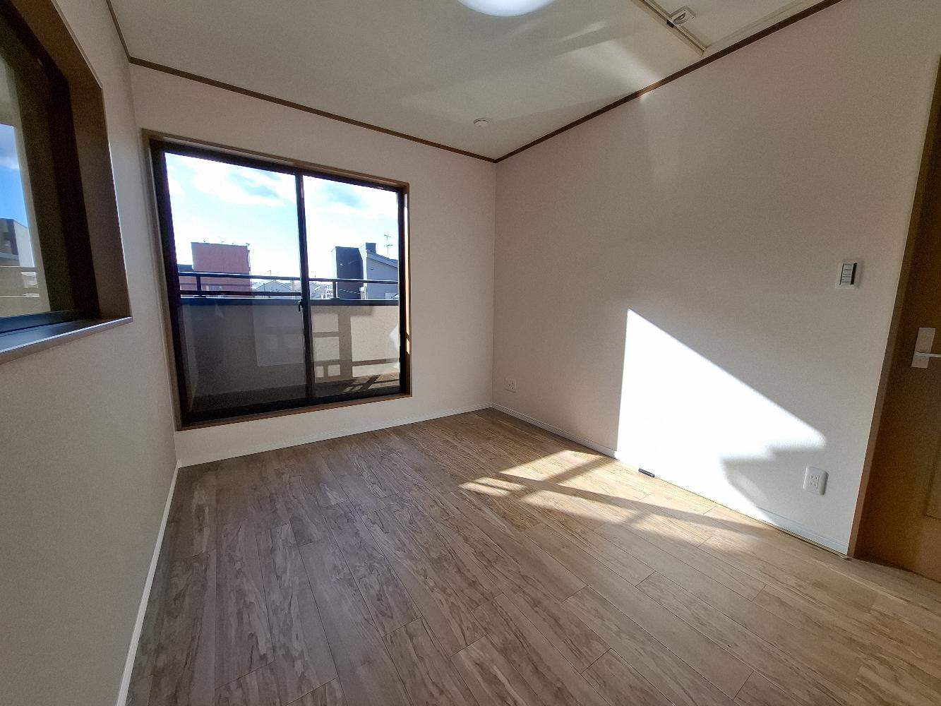 堺市中区福田　中古戸建の洋室