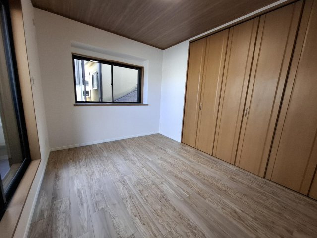 堺市中区福田　中古戸建の洋室