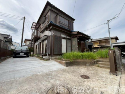 【外観】 | 市原市八幡　中古戸建 | 駐車場は車種により3台可能です!!